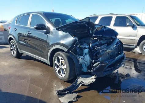 2020 Kia Sportage Lx z USA, uszkodzony, nr VIN KNDPM3AC5L7639144